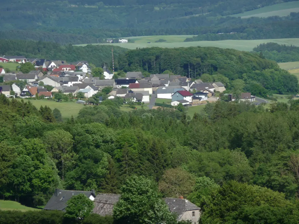 Vue sur le village depuis le camping