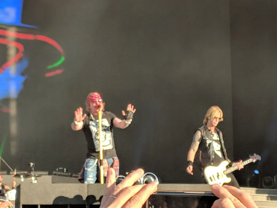 Axl et Duff, premiers morceaux
