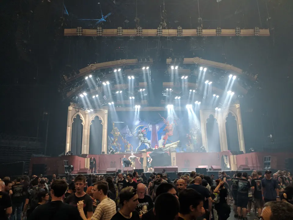 Bercy en entier, décor de cathédrale