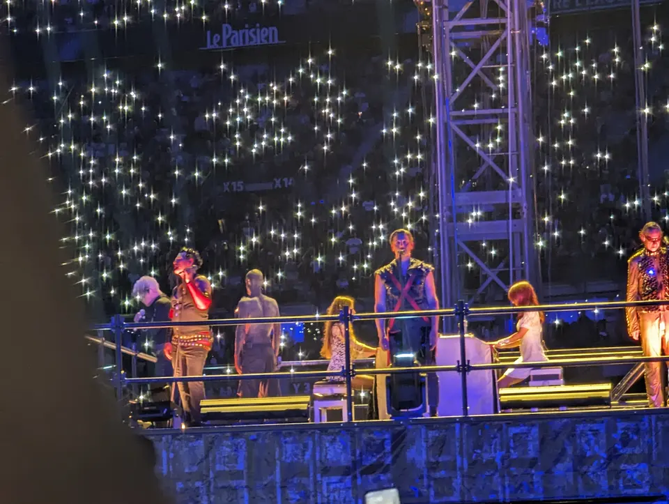 Engel au piano sur la B-stage