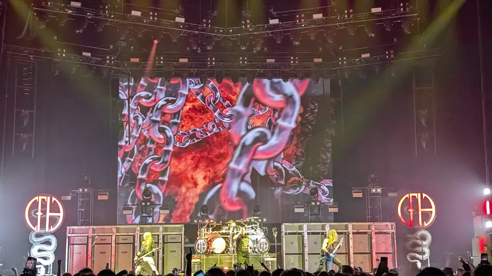 Pantera — Adidas Arena
