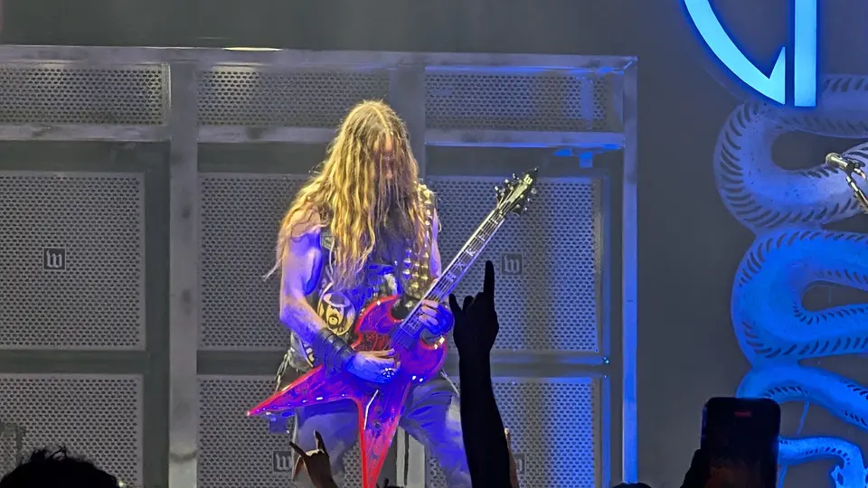 Zakk Wylde et sa guitare bullseye
